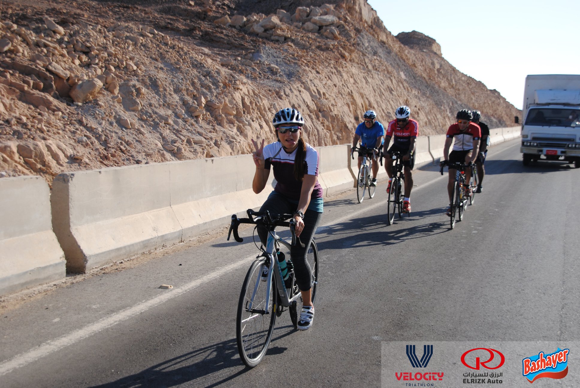 37808103 693842280970335 68113658713997312 n